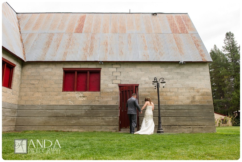 Anda Photography, creative photography, chic, artistic photography, unique photography, fall autumn wedding, vibrant colors, lifestyle photography, on location photography,  Bellingham engagement photography, Bellingham wedding photography, Seattle wedding photography, Seattle engagement photography, creative wedding photography, unique wedding photography, vibrant images, photojournalistic photography, seattle wedding photography, seattle engagement photography, casual photography style,  emotional wedding images, Chad, Sara, Leavenworth wedding photography, Pine River Ranch wedding, barn wedding, wedding in the valley, fall wedding, succulents as wedding decor, simple rustic wedding, guns with the wedding party, wedding photos with guns