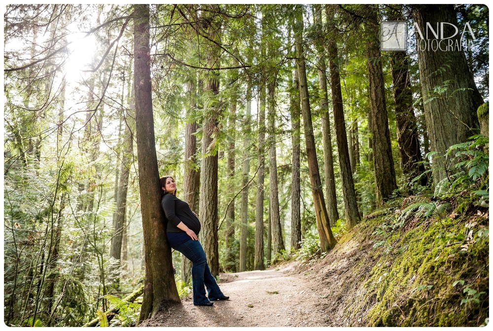 Anda Photography, creative photography, chic, artistic photography, unique photography, vibrant colors, lifestyle photography, on location photography, vibrant images, photojournalistic photography, casual photography style, emotional images, Bellingham maternity photography, Bellingham pregnancy photography, Bellingham family photographer, Tammy, Matt, baby bump photos, Whatcom Falls Park