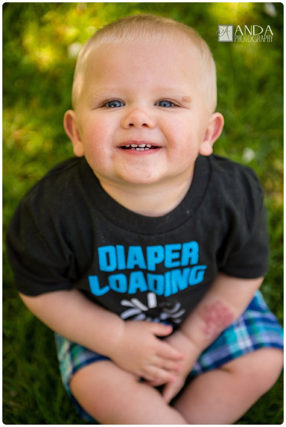 Anda Photography, creative photography, chic, artistic photography, unique photography, vibrant colors, lifestyle photography, on location photography, vibrant images, photojournalistic photography, casual photography style,  emotional images, Bellingham family photographer, Bellingham baby photography, Nate, Jen, Mikey, Mike, Darrah, Hovander park photo session, cake smash photo session