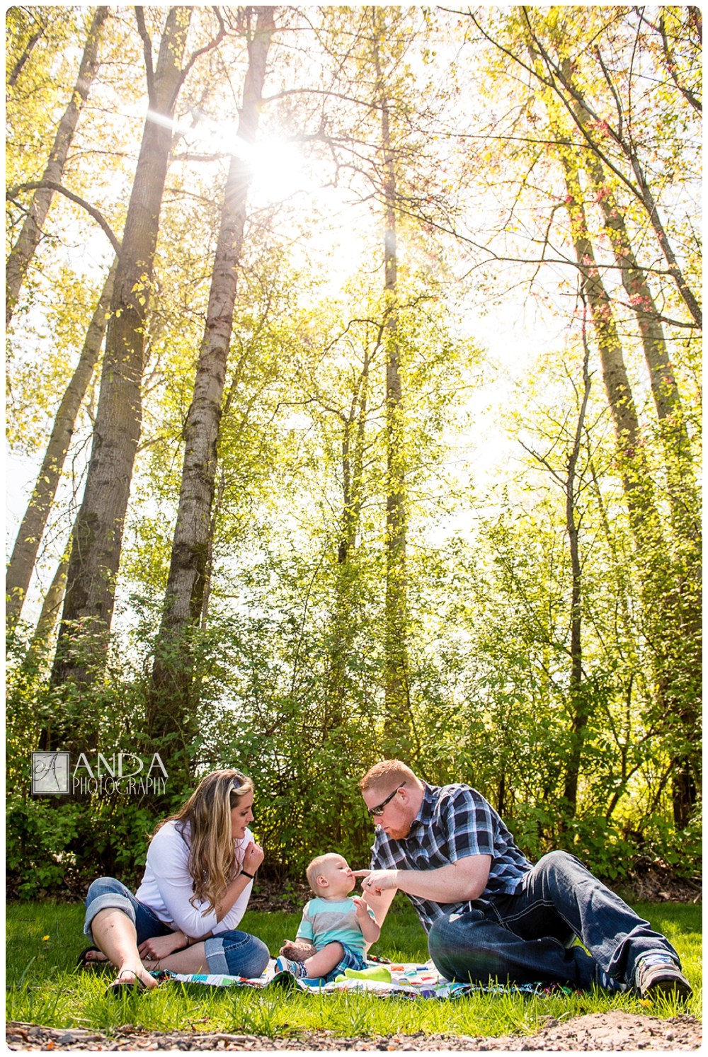 Anda Photography, creative photography, chic, artistic photography, unique photography, vibrant colors, lifestyle photography, on location photography, vibrant images, photojournalistic photography, casual photography style,  emotional images, Bellingham family photographer, Bellingham baby photography, Nate, Jen, Mikey, Mike, Darrah, Hovander park photo session, cake smash photo session