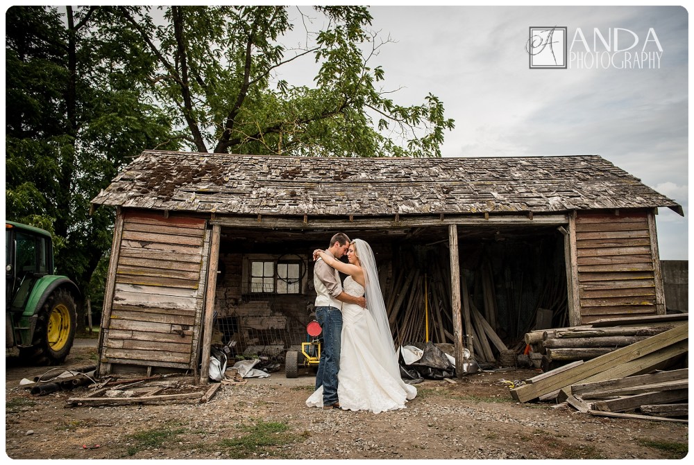 Anda Photography, creative photography, chic, artistic photography, unique photography, fall autumn wedding, vibrant colors, lifestyle photography, on location photography, Bellingham engagement photography, Bellingham wedding photography, Seattle wedding photography, Seattle engagement photography, creative wedding photography, unique wedding photography, vibrant images, photojournalistic photography, seattle wedding photography, seattle engagement photography, casual photography style, emotional wedding images, Lynden farm wedding, country wedding, bride in cowboy boots, Mike, Michael, Christie, hay bales, rustic chic wedding decor