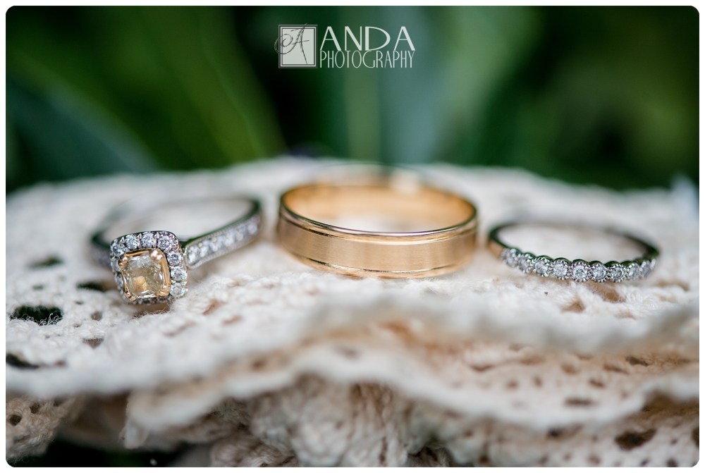 Anda Photography, creative photography, chic, artistic photography, unique photography, fall autumn wedding, vibrant colors, lifestyle photography, on location photography, Bellingham engagement photography, Bellingham wedding photography, Seattle wedding photography, Seattle engagement photography, creative wedding photography, unique wedding photography, vibrant images, photojournalistic photography, seattle wedding photography, seattle engagement photography, casual photography style, emotional wedding images, Lynden farm wedding, country wedding, bride in cowboy boots, Mike, Michael, Christie, hay bales, rustic chic wedding decor