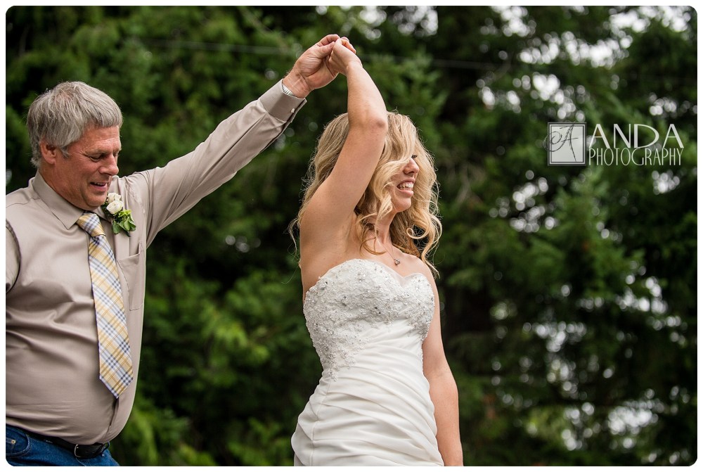 Anda Photography, creative photography, chic, artistic photography, unique photography, fall autumn wedding, vibrant colors, lifestyle photography, on location photography, Bellingham engagement photography, Bellingham wedding photography, Seattle wedding photography, Seattle engagement photography, creative wedding photography, unique wedding photography, vibrant images, photojournalistic photography, seattle wedding photography, seattle engagement photography, casual photography style, emotional wedding images, Lynden farm wedding, country wedding, bride in cowboy boots, Mike, Michael, Christie, hay bales, rustic chic wedding decor