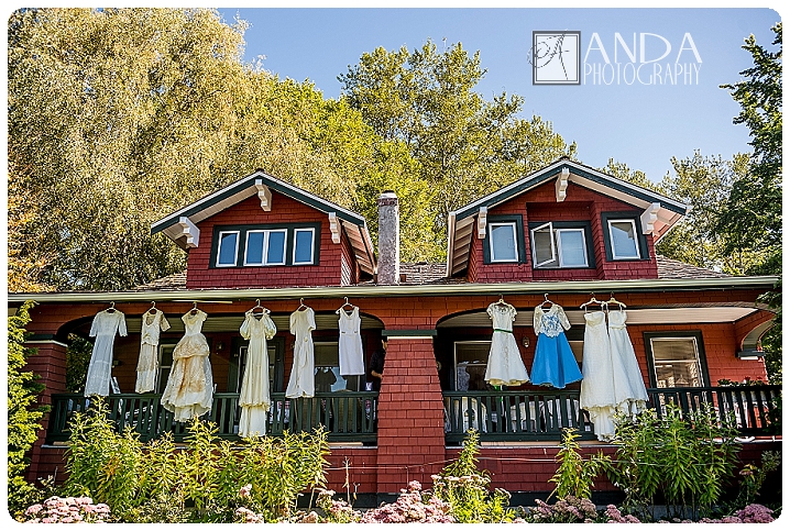 Anda Photography, creative photography, chic, artistic photography, unique photography, fall autumn wedding, vibrant colors, lifestyle photography, on location photography, Bellingham engagement photography, Bellingham wedding photography, Seattle wedding photography, Seattle engagement photography, creative wedding photography, unique wedding photography, vibrant images, photojournalistic photography, seattle wedding photography, seattle engagement photography, casual photography style, emotional wedding images, outdoor wedding, waterfront wedding ceremony,  sunny summer wedding, yard games at wedding reception, Margot, Kady, shumwayshumhow