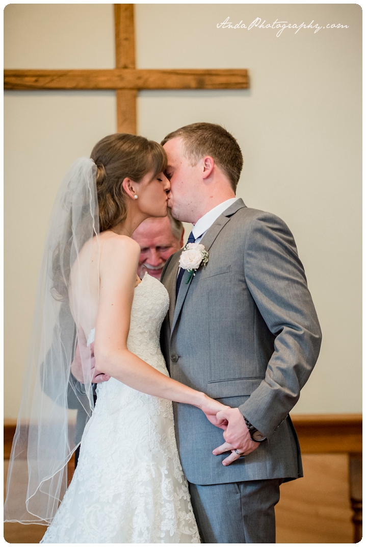 Bellingham Snohomish Wedding Photography Chapel on Swan's Trail Kyle Melissa_0025