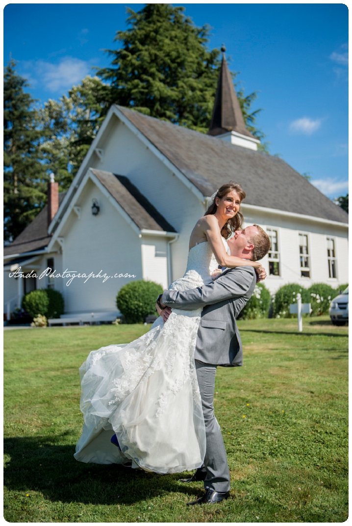 Bellingham Snohomish Wedding Photography Chapel on Swan's Trail Kyle Melissa_0034