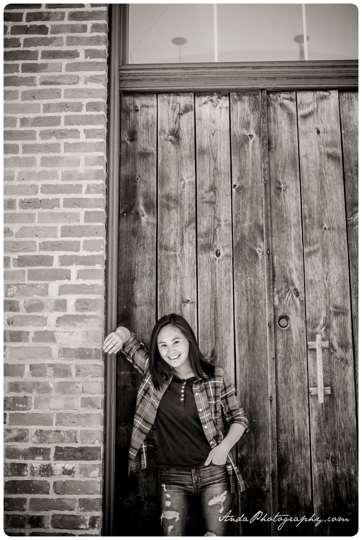 Bellingham Senior Photography Portraits Downtown Fairhaven Photos Elissa_0007