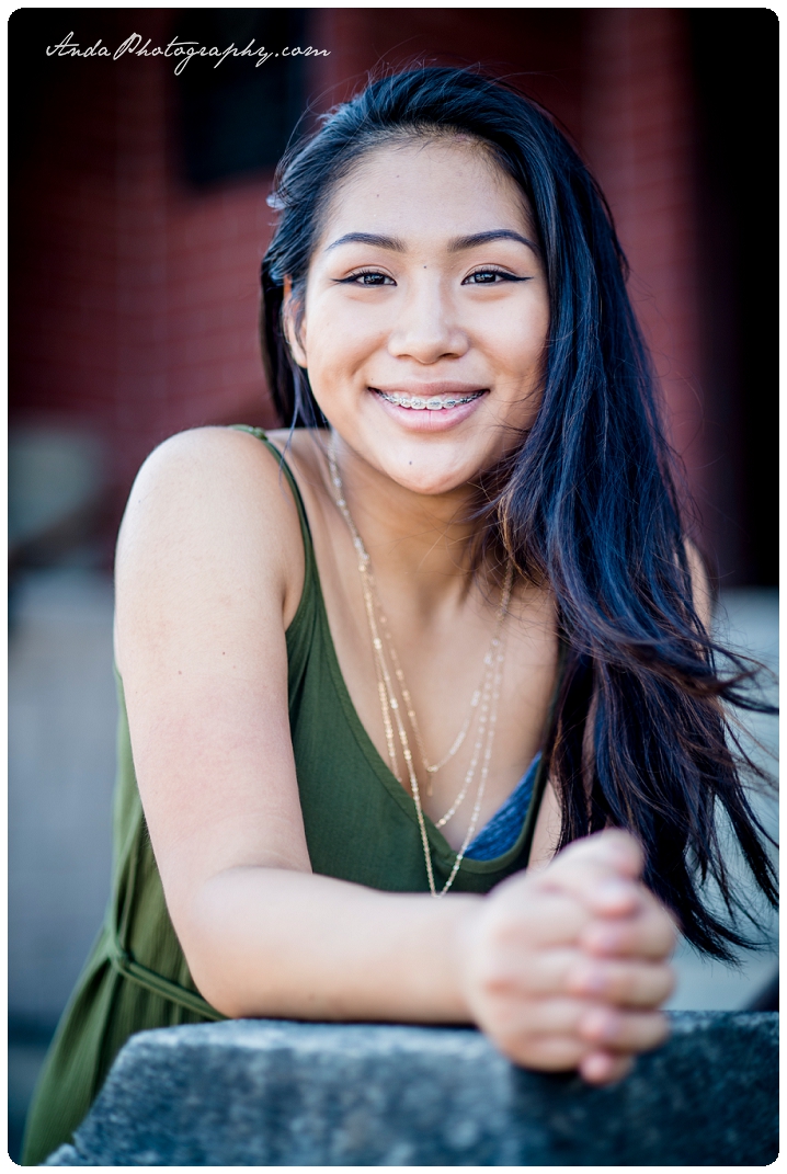 Bellingham Senior Portrait Photography Downtown Urban Chic Senior Photos Mika_0004