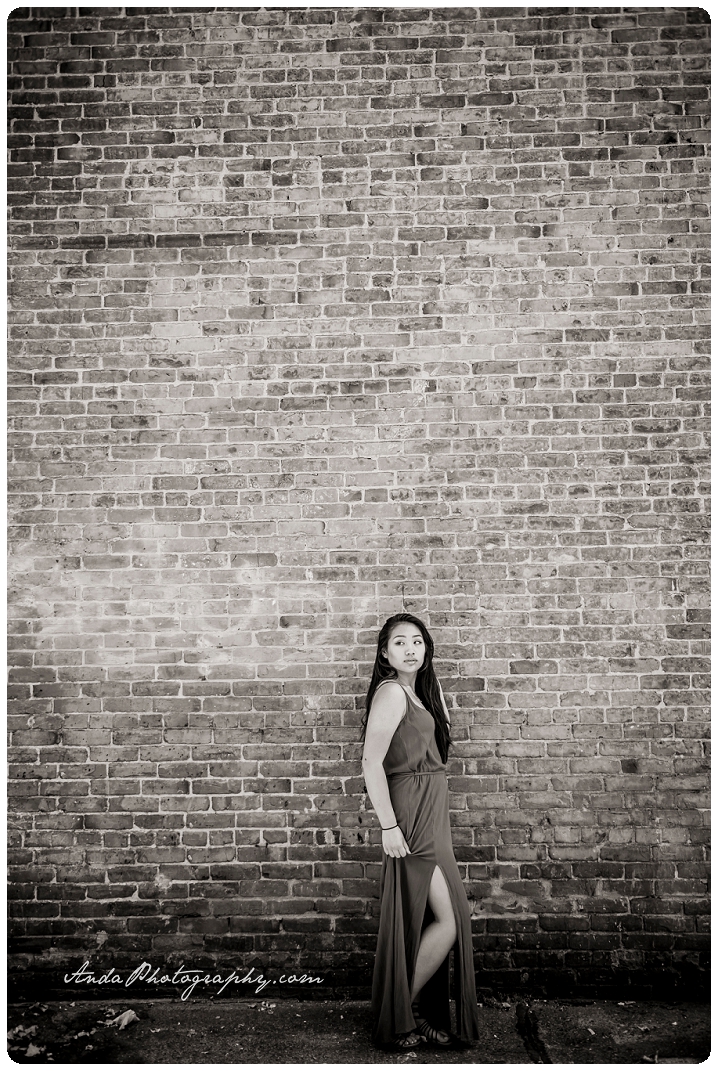 Bellingham Senior Portrait Photography Downtown Urban Chic Senior Photos Mika_0016