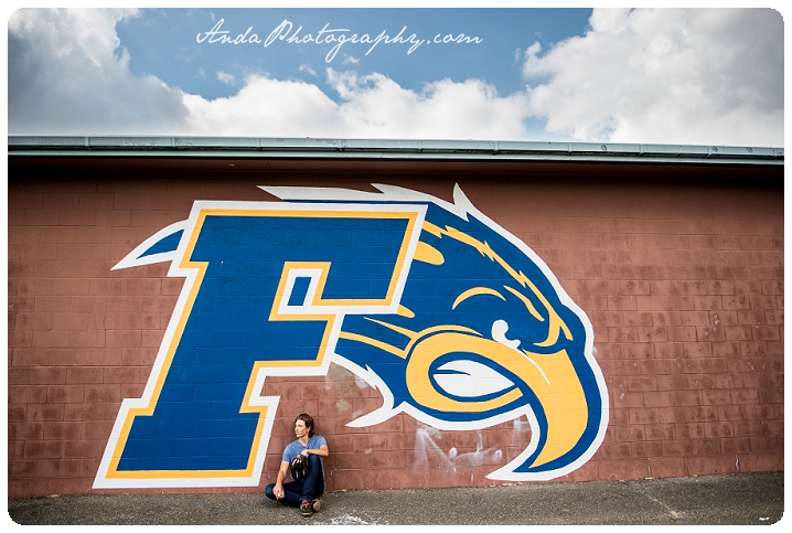 Bellingham Senior Portrait Photography Urban Downtown Guy Senior Photos Ferndale Mason_0004