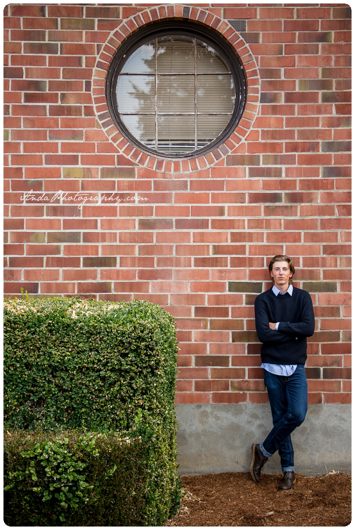 Bellingham Senior Portrait Photography Urban Downtown Guy Senior Photos Ferndale Mason_0005