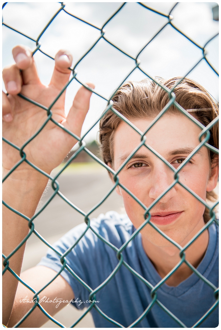 Bellingham Senior Portrait Photography Urban Downtown Guy Senior Photos Ferndale Mason_0006