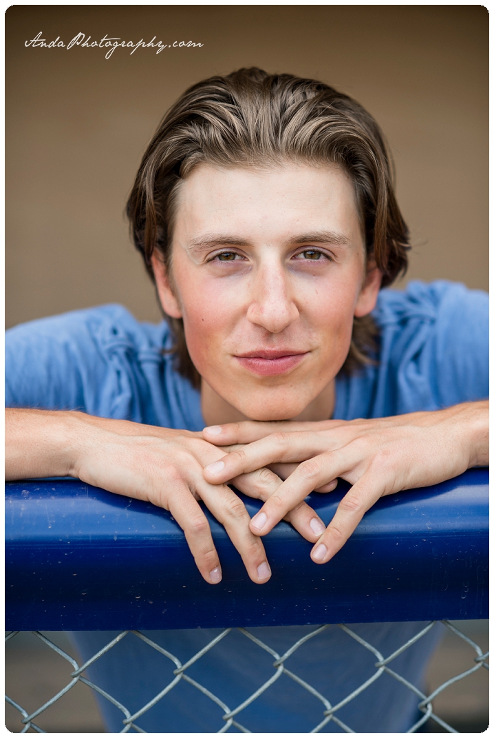 Bellingham Senior Portrait Photography Urban Downtown Guy Senior Photos Ferndale Mason_0013