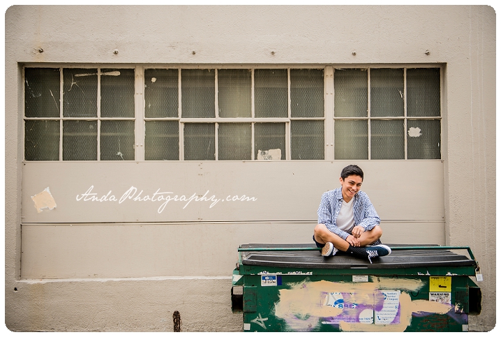 Bellingham Senior Portrait Photography Urban Downtown Guy Senior Photos Julio_0011