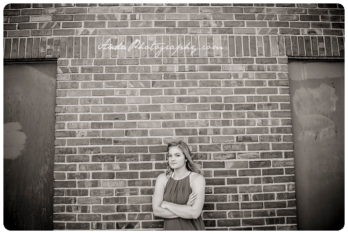 Bellingham Senior Portrait Photography Urban Downtown Senior Photos Malia_0011