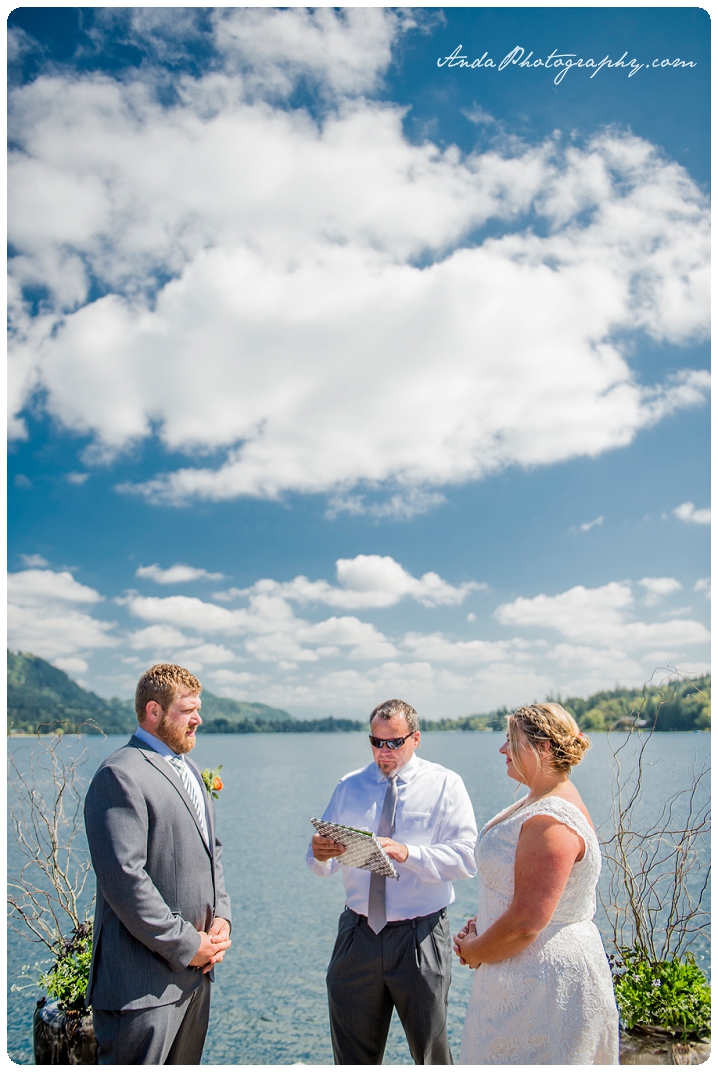 Bellingham Wedding Photography Backyard Wedding Lifestyle Photography Unrein Bison_0039