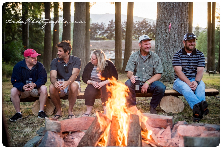 Bellingham Wedding Photography Backyard Wedding Lifestyle Photography Unrein Bison_0090