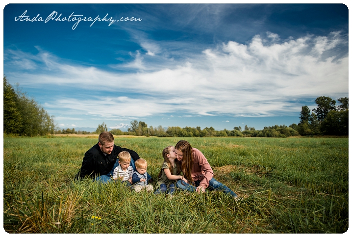 bellingham-family-portrait-photography-ferndale-hovander-park-family-photos-pullman_0001