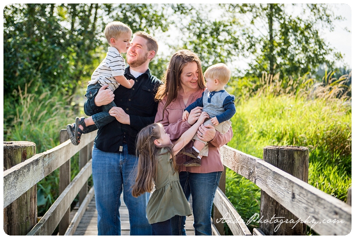 bellingham-family-portrait-photography-ferndale-hovander-park-family-photos-pullman_0014