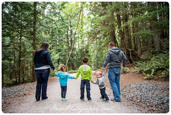whatcom-falls-family-photos-bellingham-family-photography-page-anda-photography_0009