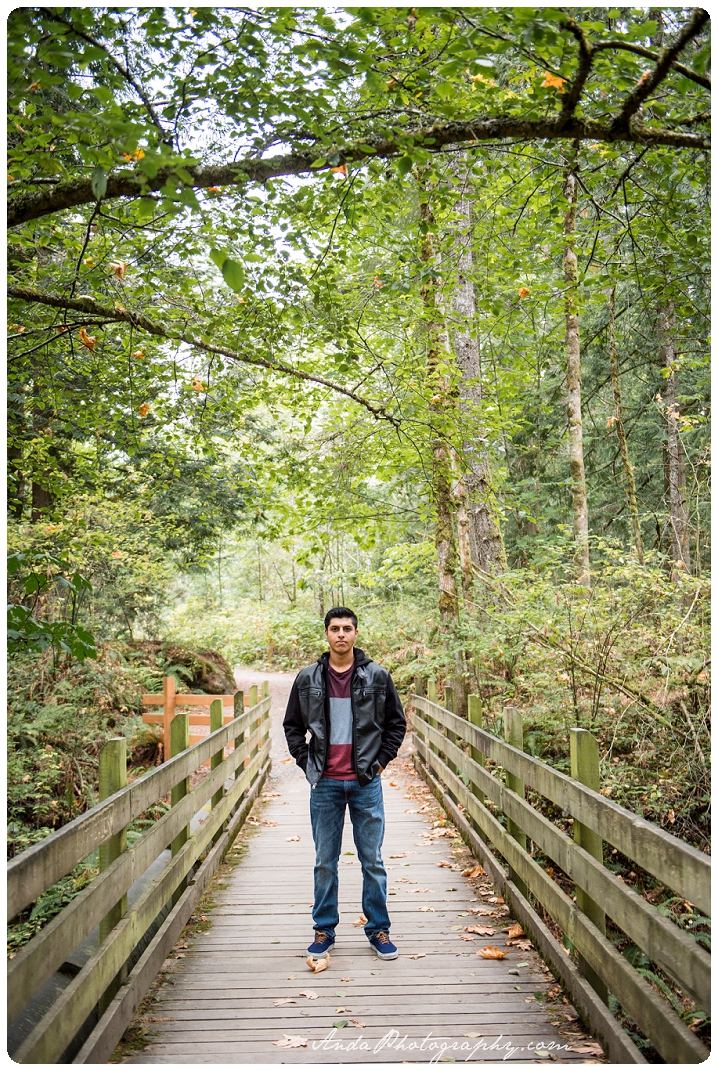 whatcom-falls-senior-photos-bellingham-senior-photography-sunny-anda-photography_0001
