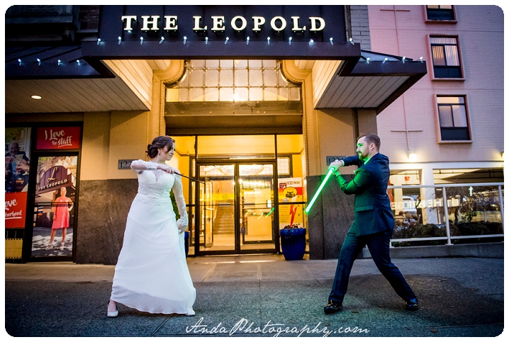 the-leopold-bellingham-wedding-photography-harry-potter-wedding-downtown-urban-wedding-photos-anda-photography-jordan-payton_0016b