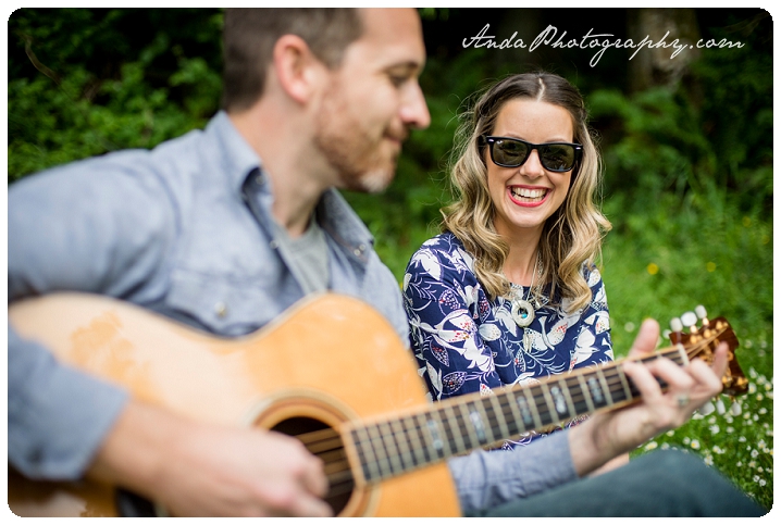 Bellingham engagement photographer Bellingham wedding photography lifestyle photography Anda Photography casual natural engagement photos_0003