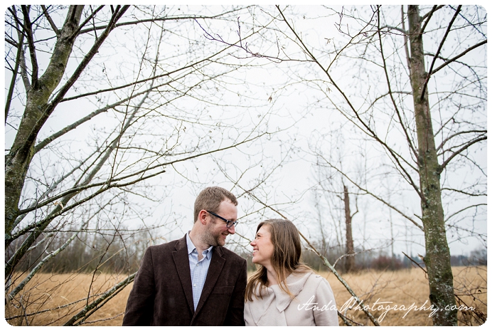 Bellingham wedding photographer Bellingham engagement photography Hovander Park Tennant Lake engagement photography lifestyle engagement photography_0005