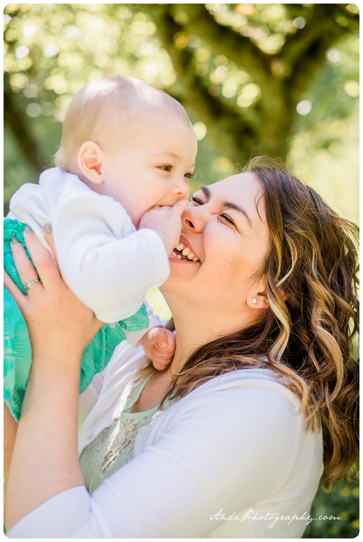 Bellingham family photographer Woodstock Farms family photos outdoor rural photos Barnett_0003