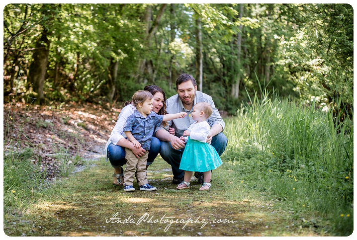 Bellingham family photographer Woodstock Farms family photos outdoor rural photos Barnett_0008