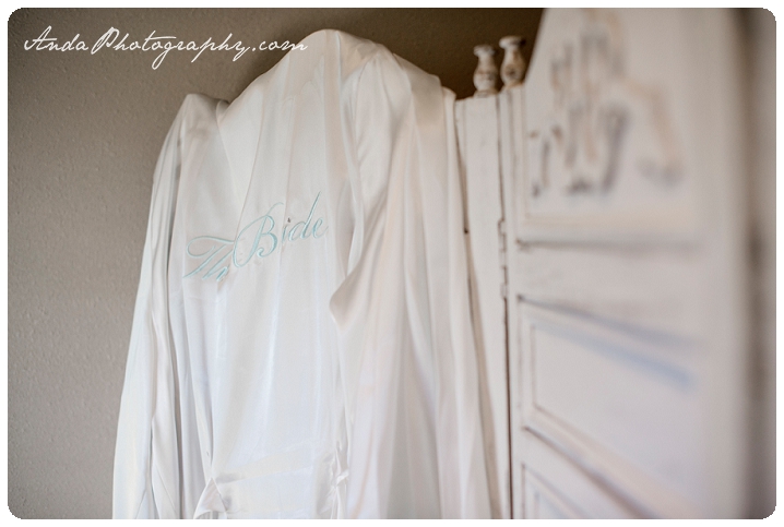 Bellingham wedding photographer Seattle wedding photographer Axton Events wedding photos photojournalistic wedding photography_0003b