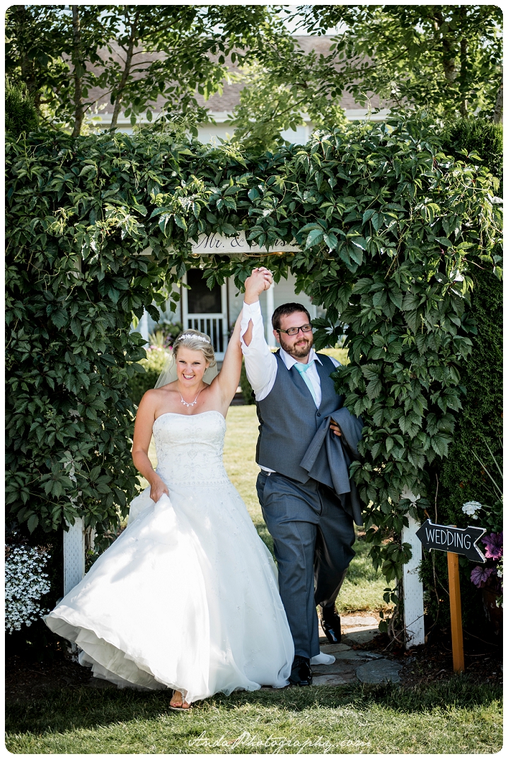 Bellingham wedding photographer Seattle wedding photographer Axton Events wedding photos photojournalistic wedding photography_0059