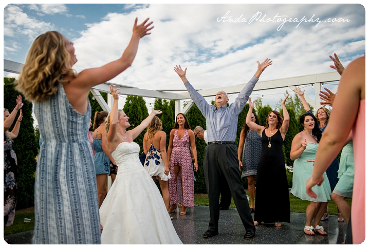 Bellingham wedding photographer Seattle wedding photographer Axton Events wedding photos photojournalistic wedding photography_0071