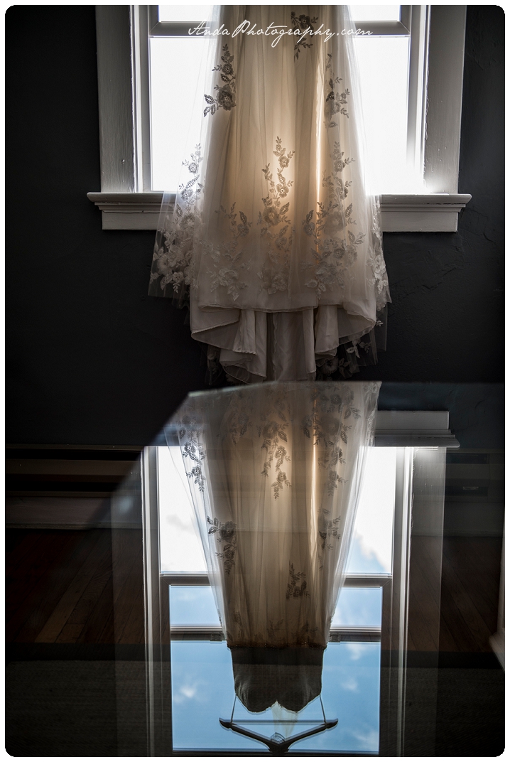 Bellingham wedding photographer Seattle wedding photographer Ferry boat wedding photos Point Defiance wedding photos photojournalistic wedding photography_0001