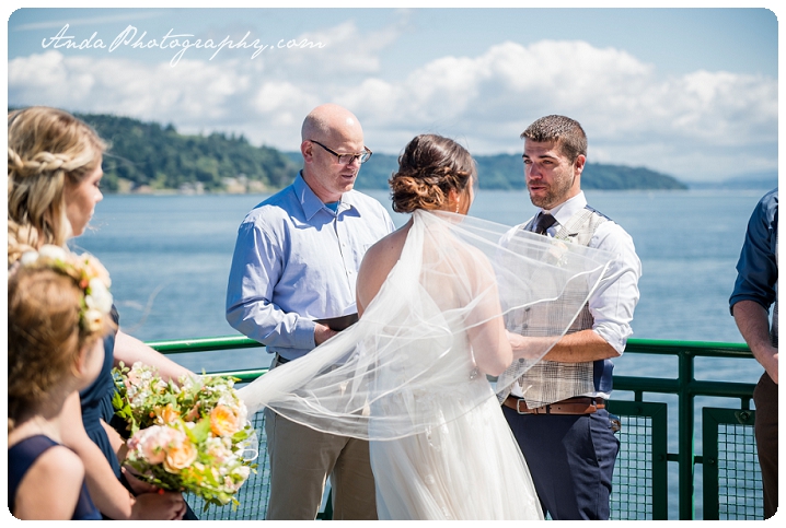 Bellingham wedding photographer Seattle wedding photographer Ferry boat wedding photos Point Defiance wedding photos photojournalistic wedding photography_0023