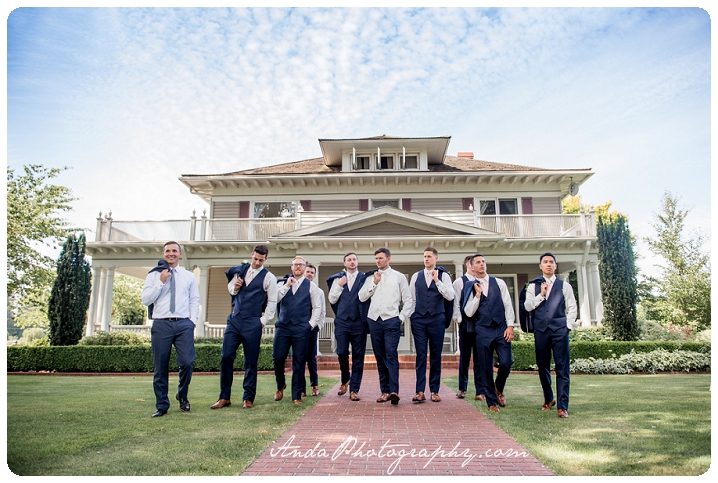 Bellingham wedding photographer Skagit wedding photographer Seattle wedding photographer Maplehurst Farm wedding lifestyle wedding photography photojournalistic wedding photography_0028