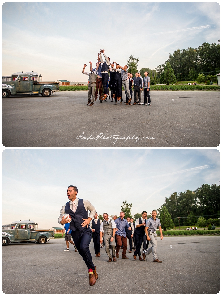 Bellingham wedding photographer Skagit wedding photographer Seattle wedding photographer Maplehurst Farm wedding lifestyle wedding photography photojournalistic wedding photography_0097