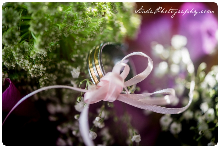 Bellingham wedding photographer Seattle wedding photographer Wine & Roses Estate wedding country chic wedding decor rustic country wedding photos_0029