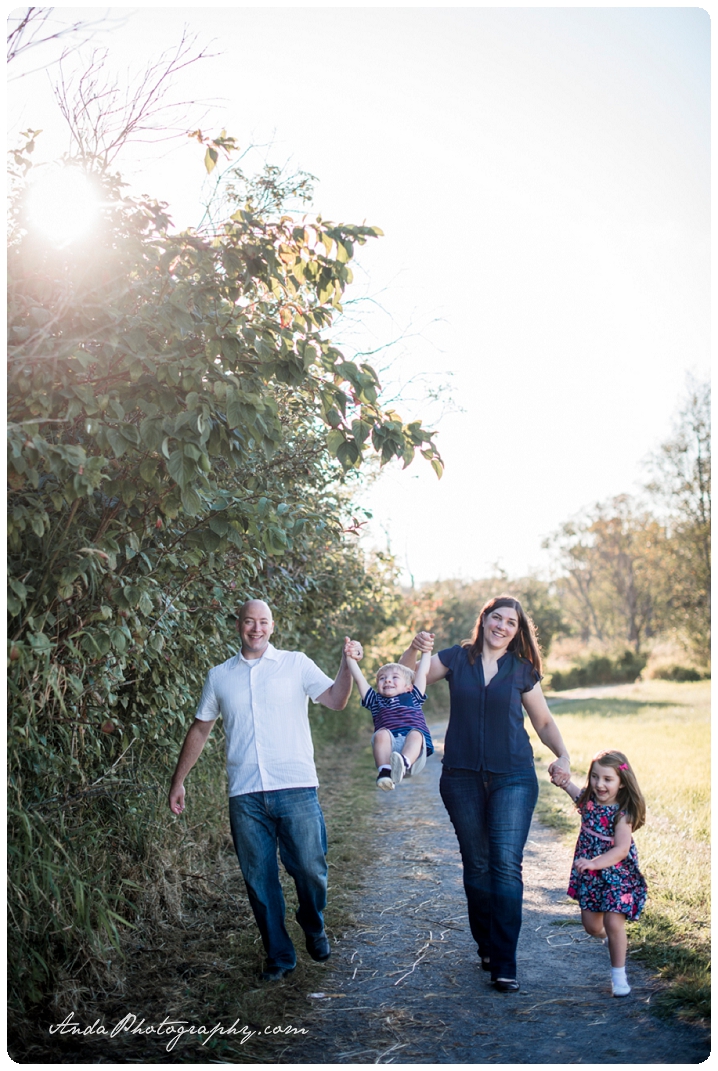 Bellingham family photographer Hovander Park Tennant Lake photos Ferndale family photographer Bellingham lifestyle photography_0011