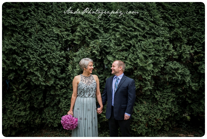Bellingham wedding photographer Seattle wedding photographer Bellingham elopement photographer backyard elopement photos Anda Photography_0007