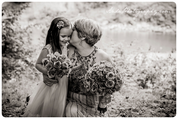 Bellingham wedding photographer Seattle wedding photographer Bellingham elopement photographer backyard elopement photos Anda Photography_0017