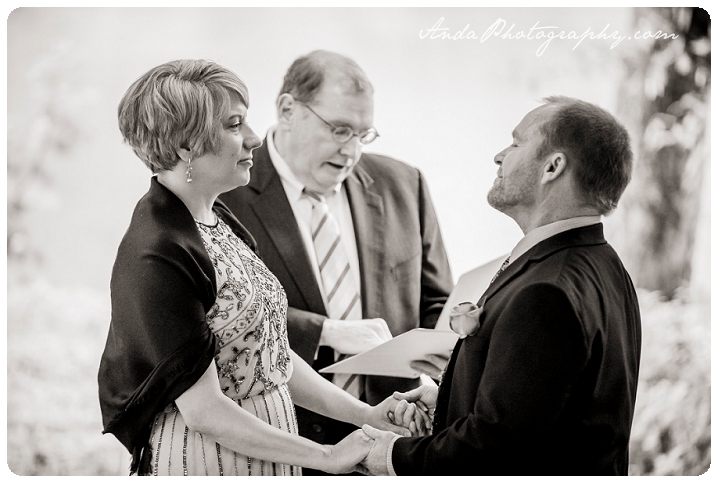 Bellingham wedding photographer Seattle wedding photographer Bellingham elopement photographer backyard elopement photos Anda Photography_0019
