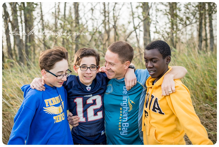 Bellingham family photographer bellingham lifestyle family photography hovander park family photos multi-racial family photos biracial family photos_0004