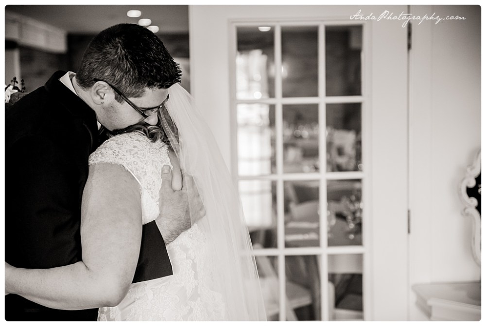 Anda Photography Bellingham Wedding Photographers Seattle Wedding Photographers StilleyBrook Farms Wedding Lifestyle Wedding Photography_0032.jpg