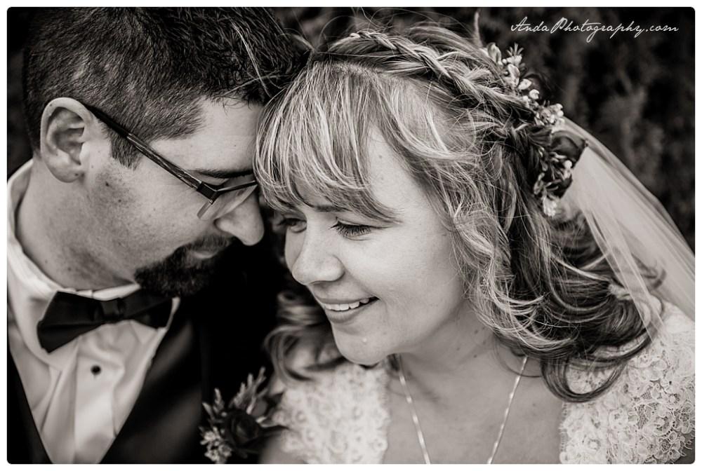 Anda Photography Bellingham Wedding Photographers Seattle Wedding Photographers StilleyBrook Farms Wedding Lifestyle Wedding Photography_0036b.jpg