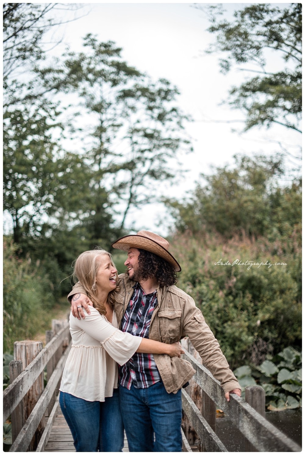 Anda Photography Bellingham wedding photographer bellingham engagement photographer seattle wedding photographer lifestyle wedding photographer hovander park engagement photos_0001