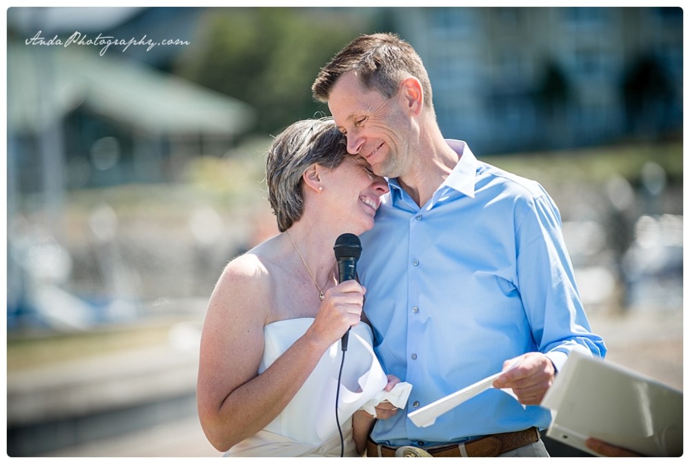 Anda Photography Bellingham wedding photographer seattle wedding photographer lifestyle wedding photographer Zuanich Park wedding Little Squalicum Boathouse wedding_0014