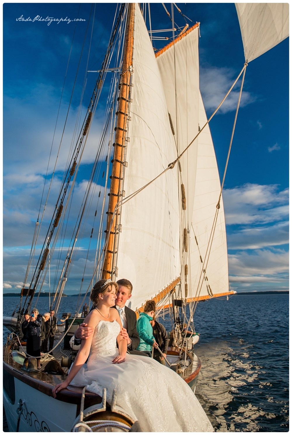 Anda Photography Bellingham wedding photographer seattle wedding photographer Schooner Zodiak Wedding photos_0033