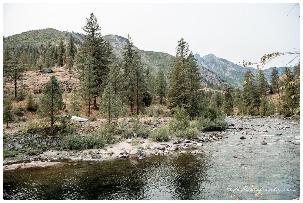 Anda Photography Bellingham wedding photography Bellingham lifestyle wedding photographer Seattle wedding photographers Sleeping Lady Resort Leavenworth wedding_0002