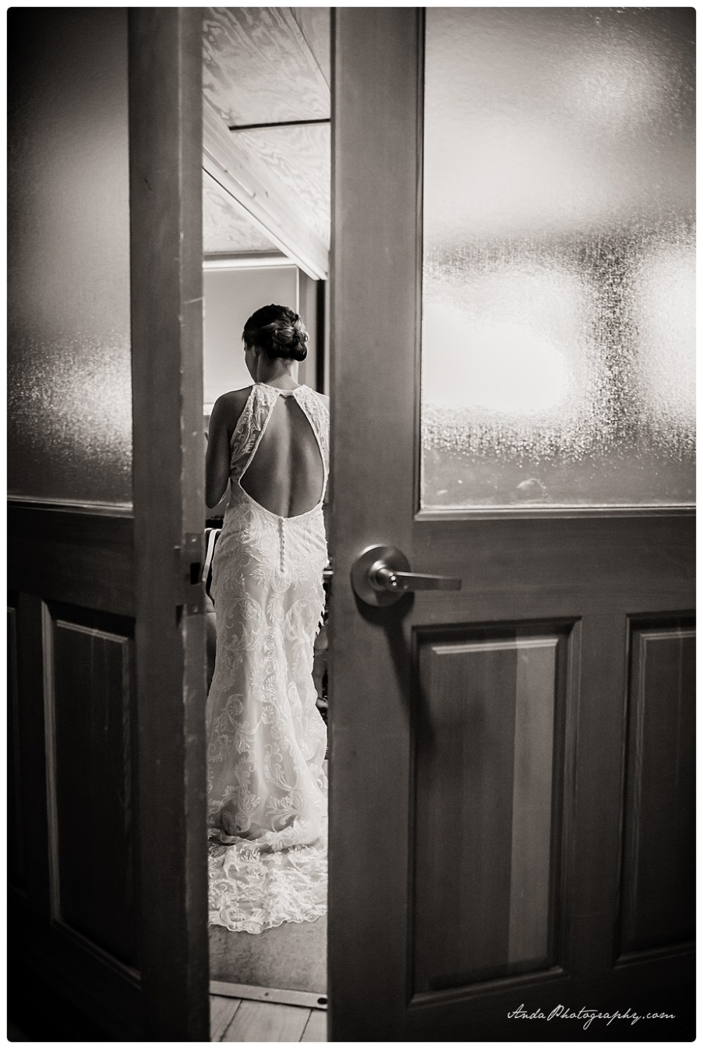 Anda Photography Bellingham wedding photography Bellingham lifestyle wedding photographer Seattle wedding photographers Sleeping Lady Resort Leavenworth wedding_0002g